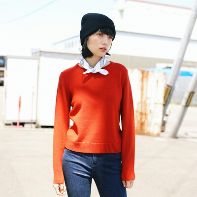 

And with pure Raincun C6130 round neck pullover sweater solid color loose red sweater red S C6130R0S