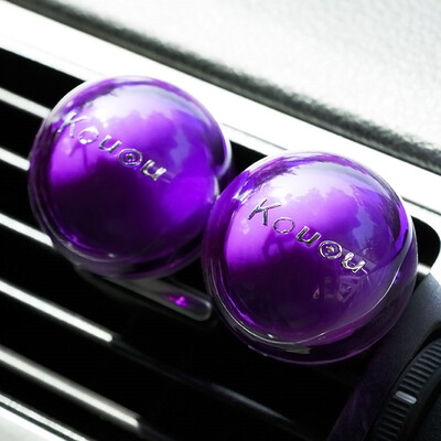 

Xiang Wang Kouou car perfume car perfume air conditioning outlet perfume seat car accessories pendant decoration in addition to odor fresh air aromatherapy ball marine green