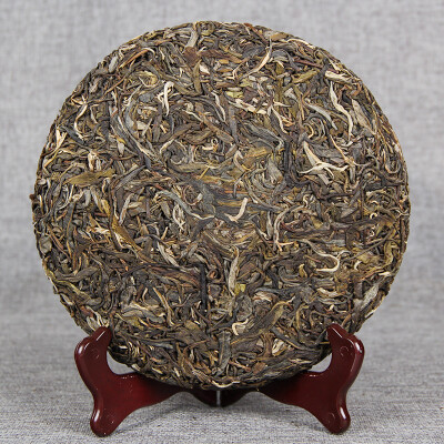 

Chiese Puer Tea Ancient tree Pu'er tea raw tea cake tea 357 grams of tea F200