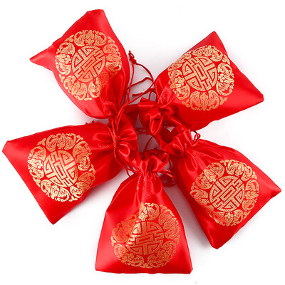 

Extreme space JDKJ wedding candy bag wedding candy bag candy box wedding supplies red brocade 15 pack