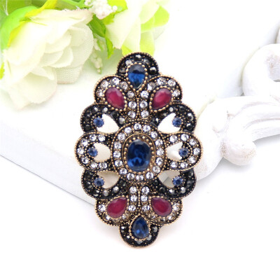 

Antique Turkish Women Round Brooch Broches Bijoux Retro Gold Color Corsage Flower Resin Brooches Lapel Hijab Scarf Pin Jewelry