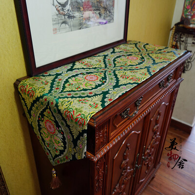 

Thick Classics Red Brocade Fashion Table Cloth Runner Luxury Embroidery Wedding Room Sofa Home Hotel Bedding Villa Decoration