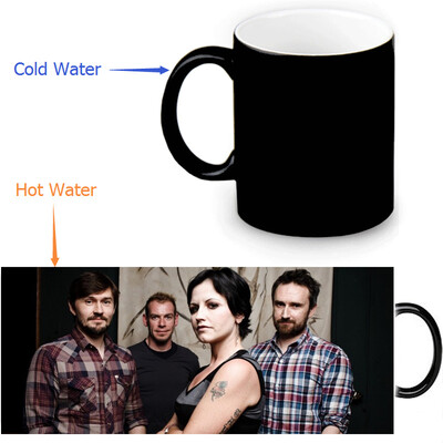 

The Cranberries 350ml / 12oz Heat Reveal Mug Color Change Чашка кофе Чувствительные морфинг-кружки Волшебная чашка для чайных чашек