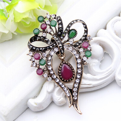 

Hollow Bouquet Bow Brooch Women Turkish Pendant Jewelry Antique Gold Color Multicolor Resin Brooches Broches Hijab Scarf Pins