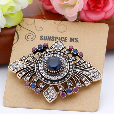 

Hot Vintage Turkish Women Flower Resin Antique Brooch Ethnic Retro Rhinestone Corsage Jewelry Indian Bohemia Hijab Lapel Pins