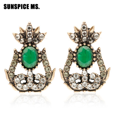 

SUNSPICE MS Ethnic Resin Flower Stud Earring For Women Festival Jewelry Antique Gold Color Indian Bohemia Bridal Vintage Earring