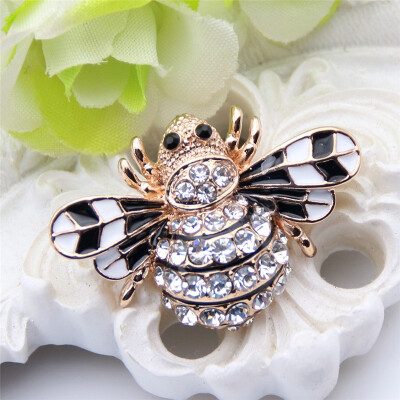 

High Quality Bee Brooches Enamel Esmalte Broches Pin Gold Color Champagne Rhinestone Hijab Pins juego de tronos Halloween joyas