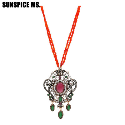 

Elegent Vintage Turkish Women Seed Bead Flower Pendant Necklace Sets Antique Resin Indian Ethnic Wedding Retro Strand Jewelry