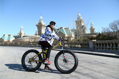 

KUBEEN Mountain Bike Super WideTire Bike Snowmobile ATV 26 * 4.0 Bicycle 7/21/24/27 Speed Shock Absorbers Bike