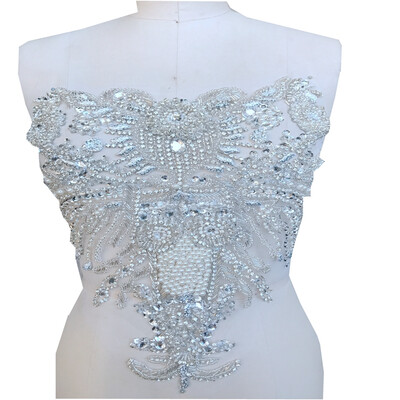 

Чистая ручная серебристая шитье на Rhinestones applique на сетчатых кристаллах, исправляющих 40 * 37 см