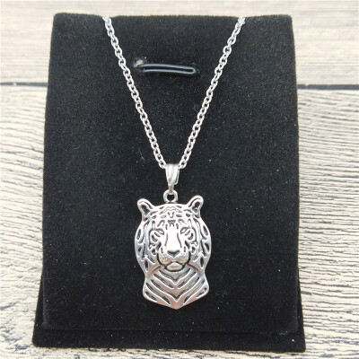 

New Retro Tiger Necklace Trendy Style Tiger Pendant Necklace Women Fashion Pet Tiger Jewellery