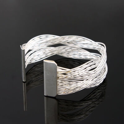 

Lady's Silver Alloy Braided Twist Bracelet Fashion Jewelry 2.1*6.5CM Bangle Hot SILVERY