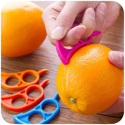 

1Pcs Creative Orange Peelers Zesters Lemon Slicer Fruit Stripper Easy Opener Citrus Knife Kitchen Tools Gadgets Random Color