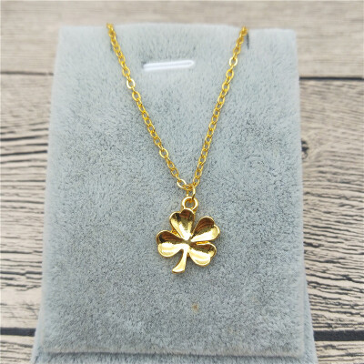 

New Four Leaf Clover Necklace Gold Color Silver Color Plant Nature Jewellery Clover Pendant Necklace Women Steampunk