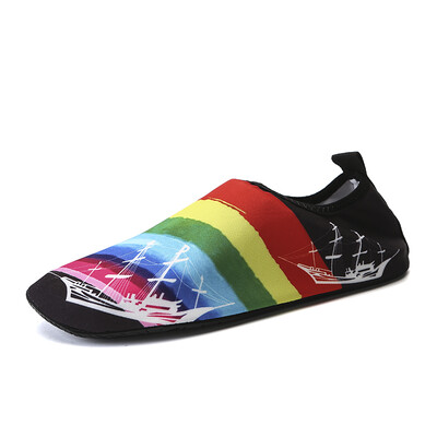 

Unisex Flat Swimming Water Shoes Outdoor Soft Beach Shoes Seaside Diving Elastic Sneaker Walking Couple Yoga Shoes