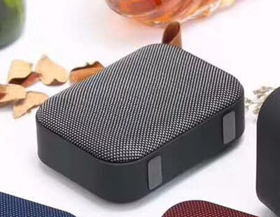 

mini bluetooth speaker column support USB memory card hand free FM radio