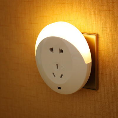 

Lightmates CH002 plug-in five-hole socket light control night light