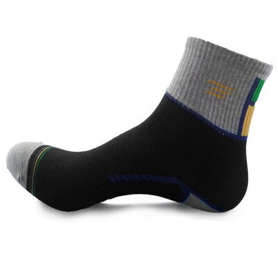 

New Soft Causal Sweat Absorption Outdoor Hiking Cotton Men Sports Socks