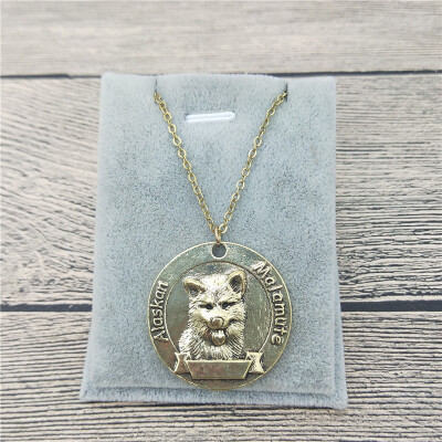 

New Vintage Retro Alaskan Malamute Necklace High Quality Alaskan Malamute Pendant Necklace Women Pet Dog Pendant Jewelry