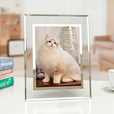 

QUATREFOIL glass photo frame 7 inch photo desktop table