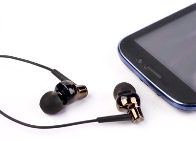 

New phrodi stereo in-ear headset 3.5 mm sport hifi bass speakers with subwoofer pro quality headset for iphone samsung