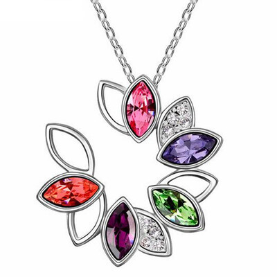 

Luxury Crystal Flower Necklaces Pendants Made with Crystals from Swa Elements Choker Bijoux Femme White Gold Plated 5568