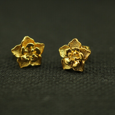 

Golden Flower ear Stud Peach blossom ear