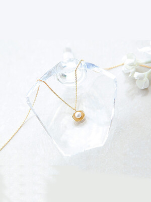 

ONICE 925 Sterling Silver Necklace Pearl in the Shell Pendant WQX017