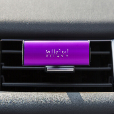 

Milan Fili Millefiori car perfume outlet perfume neon series pure taste oxygen - pure black XS-5305-2