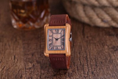 

Minimalist Creative Wooden Watch Modern Mens Rectangle Roman Dial Bamboo Leather Band Nature Wood Quartz Wrist Watch Clock Gifts