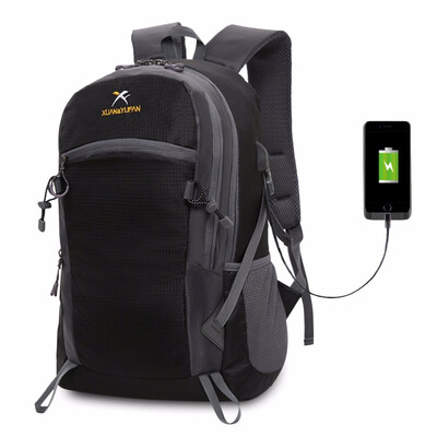 

Xuanyufan XYF0029 Outdoor Hiking Lightweight Travel Backpack with USB Port 35L hiking backpack Padded shoulder straps&back pan