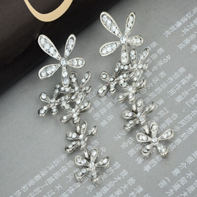 

Fashion Crystal Rhinestone Long Snowflake Flower Dangle Earrings Ear Stud 1Pair