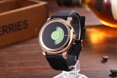 

New Arrive Men Gifts Brief Design Black Rubber Strap Creative Turntable&Unique Design for Young Fashion Quartz Wrist Watches