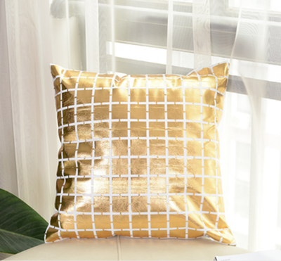 

Cntomlv Bronzing Pineapple Geometric Christmas Pattern Golden Throw Pillow Cushion Cover Home Decoration Decorative Pillowcase