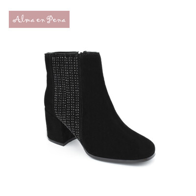 

New Chelsea Ankle Boots Womens Winter Fashion Rivet Zipper Shoes 5CM Block High Heel Cow Suede Elegant Solid Botines Mujer