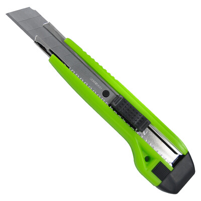 

SUNWOOD 91023 Large metal sheathed utility knife paper cutter green