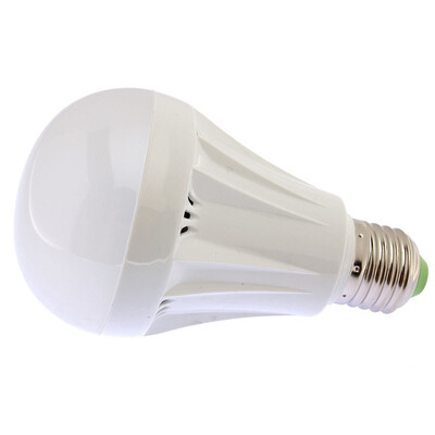 

теплые белые E27 негативные 2835smd легких огня лампочки очень яркий, не регулируется, 85-265v.