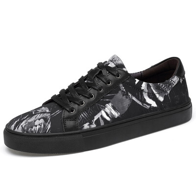

Casual Men Shoes Leather Comfortable Flat Sneakers Luxury Men Shoes Spring Autumn Walking Sneakers Printed Fashion Footwear