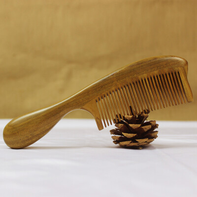 

Beauty Square Natural Green Sandalwood Comb Hair Comb Anti-static HL3001