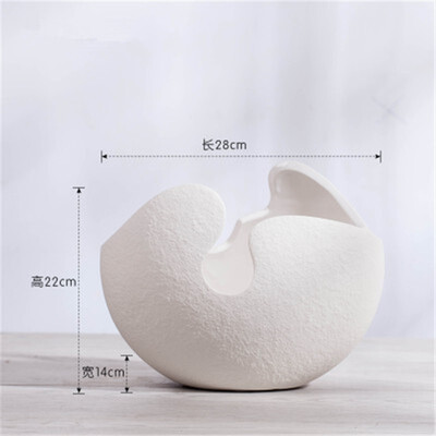 

White eggshell shape design ceramic flower vase Nordic porcelain home decor vase home decoration table creative flower arrangement