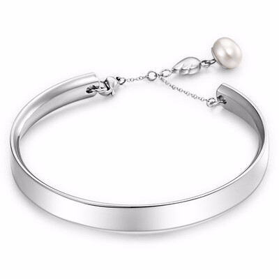 

Natural Pearls Charm Smooth Stainless Steel Cuff Bangle