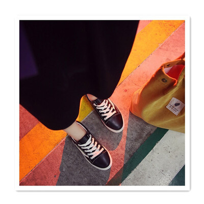

Trendy breathable flat white shoes fashion thick floor shoes wild street sports shoes shoes womens shoes