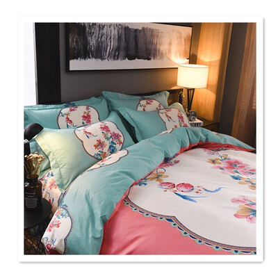 

Four-piece bed linen lock bead curtain on cotton bed - pink