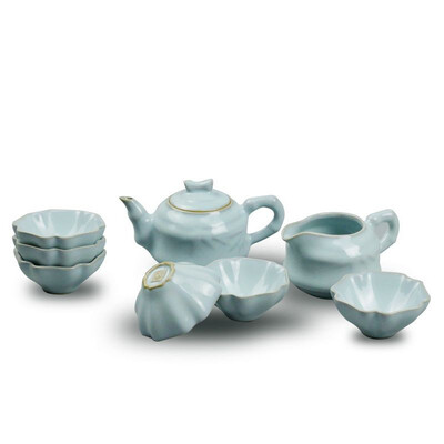 

Ru kiln sky blue petal-shaped teaset