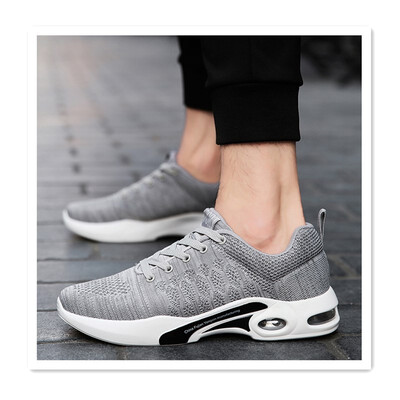 

New breathable casual sports shoes mens wild tide shoes running shoes Korean travel trend shoes autumn black tide shoes high scho