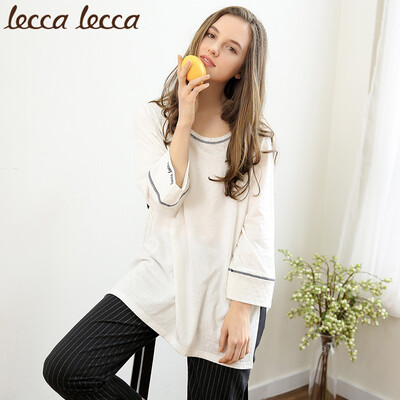 

Lecca lecca Lakrica couple pajamas spring&autumn women loose cotton nine-point sleeve suit autumn mens casual home service LC171M-WT0062 female models white black white strip