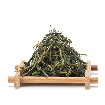 

Premium Huang Shan Mao Feng Yellow Mountain Green Tea