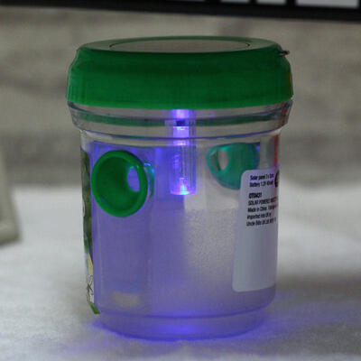 

Mosquito Bug Insect Trap Zapper Killer Solar LED Light Lamp Lantern UI