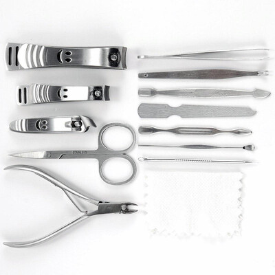 

Tseoa sells a stainless steel nail pedicure care suite with 12 pieces of pedicure shearing box