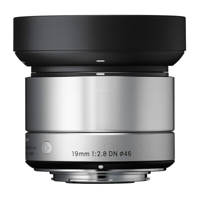 

SIGMA ART 19mm F2.8 DN Half-width Wide-Angle Focus Lens Micro-Wind Portrait (M4 / 3 Bayonet Lens) Silver